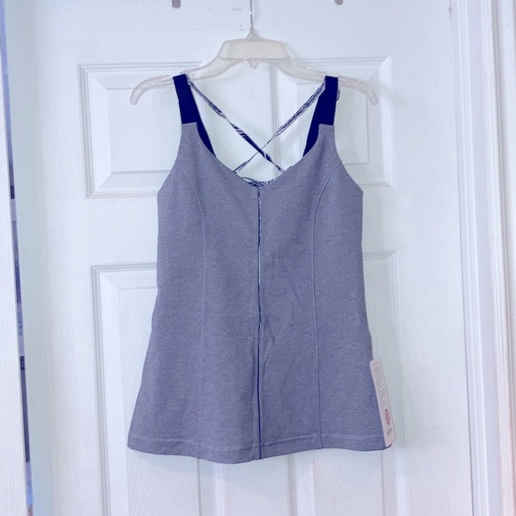 NWT Lululemon Tank Size 6 - Picture 2 of 5